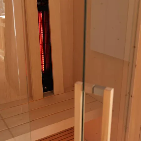 Haus Michaela Отель 4*