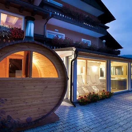 Haus Michaela 4* サッパーダ
