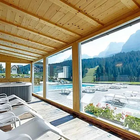 Hotel Haus Michaela 4*